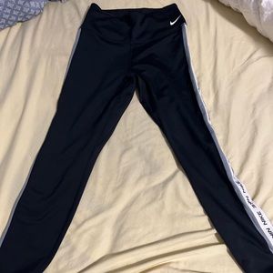 Nike dry fit leggings